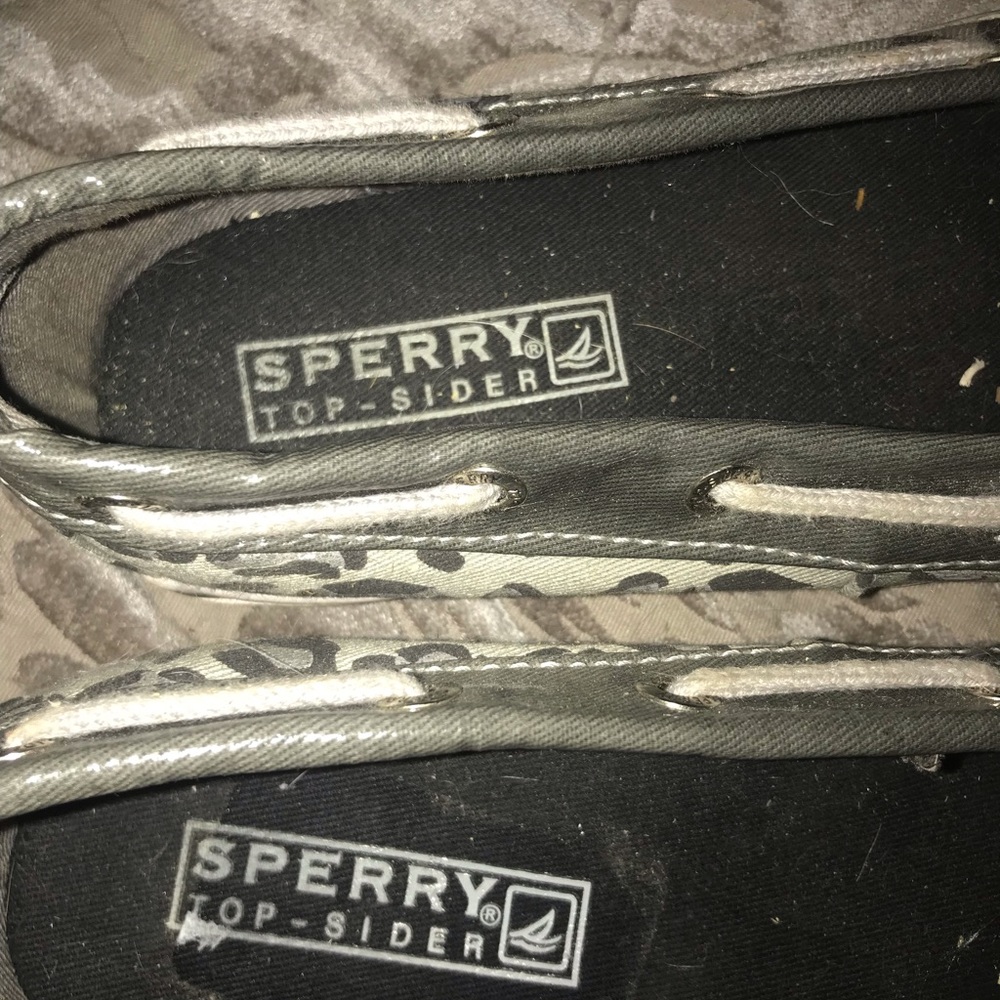 Leopard Sperry’s - Picture 2 of 3